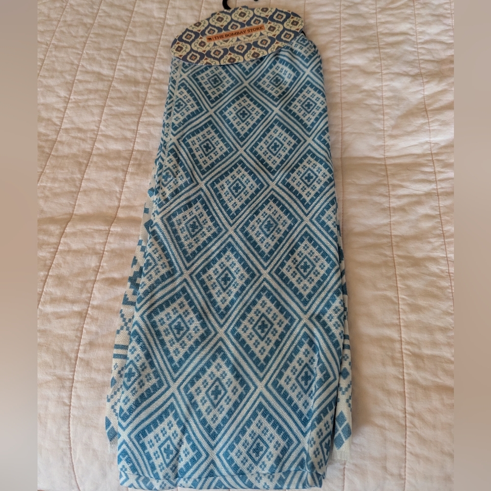 NWT Bombay Store Blue Geometric Pattern Stole